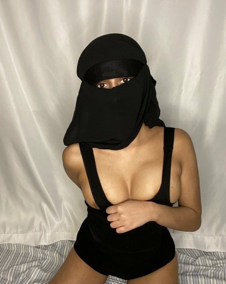 barelylegalhabibi star hd images