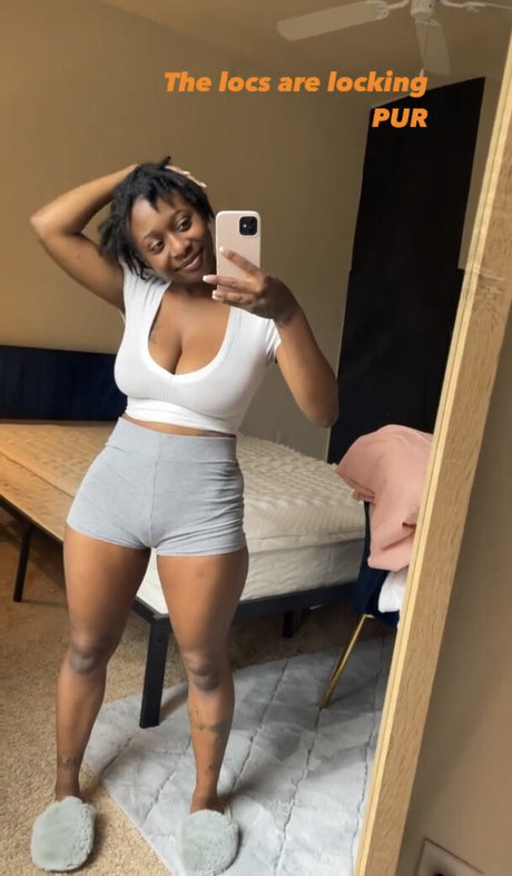 Noelle KaylahRich sexy actress photo
