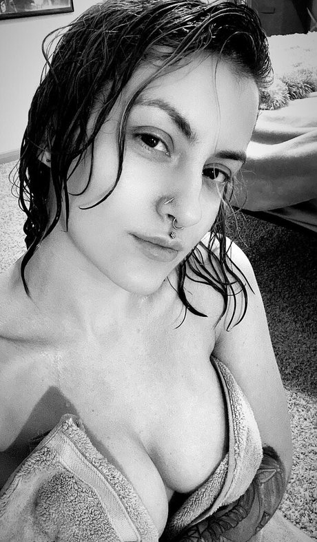 pokket official exclusive pornstar gallery