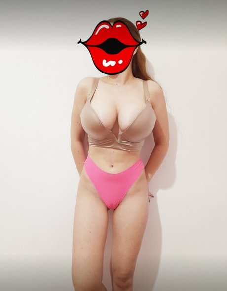 Mary Sexy nude pornstar photo