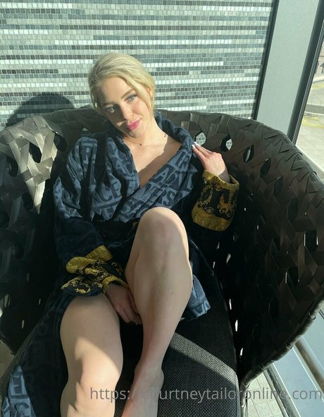 courtneytailorfree star exclusive photos