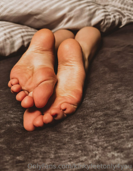 kinkyfeetonly4you star nudes archive