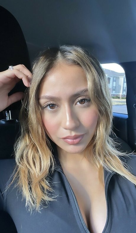 Latina Beauties top star galleries