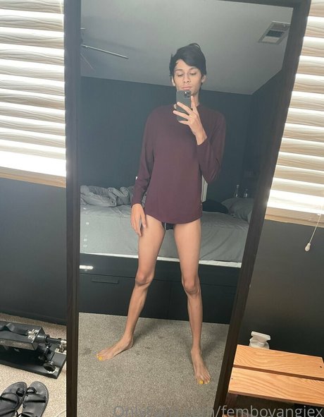 femboyangiesfeet star erotic picture