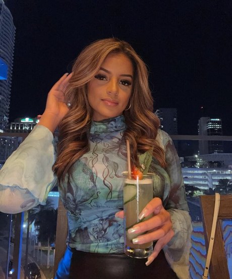 shemale fucks girl onlyfans pretty image