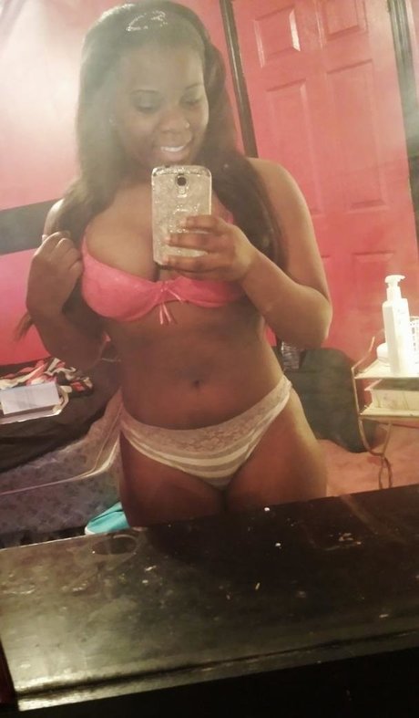 ebonyashley hot model images