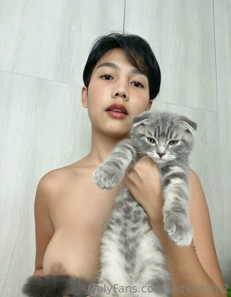 lady atom2 pornstar hd picture