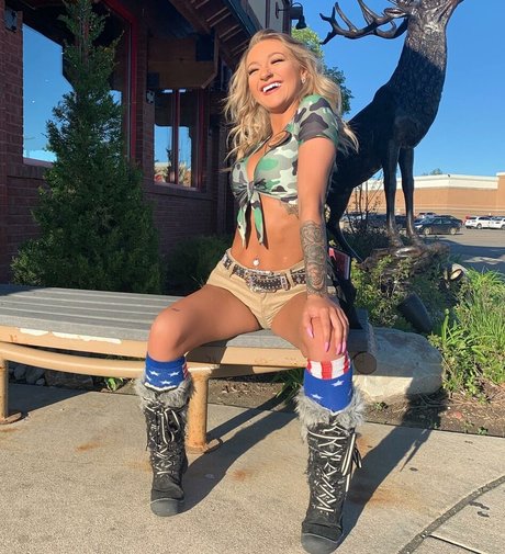 kayleexxoxo nice pornstar picture