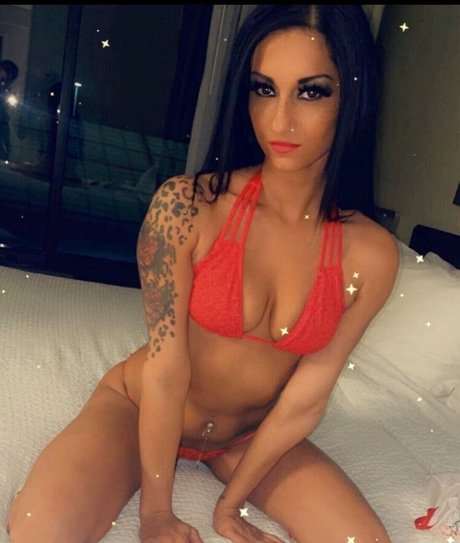Delilah Kubisak sexy pornstar images