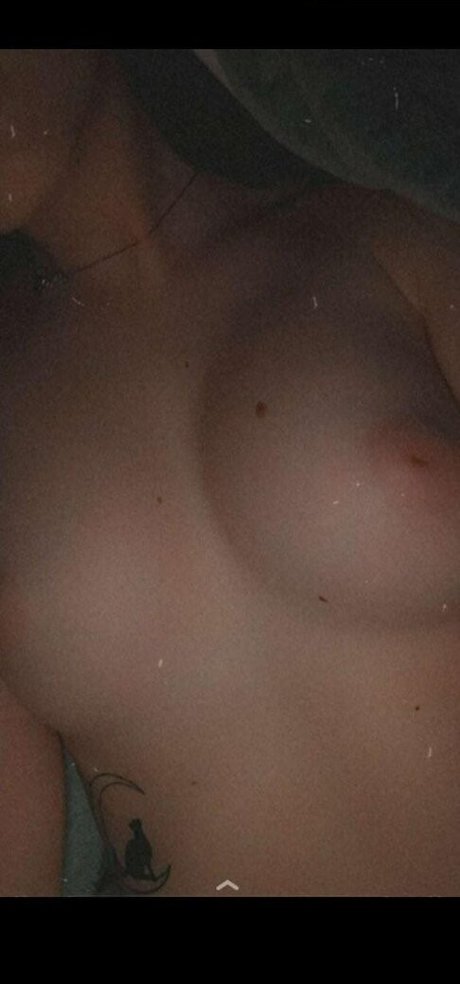SleepyDinosaur erotic actress pictures