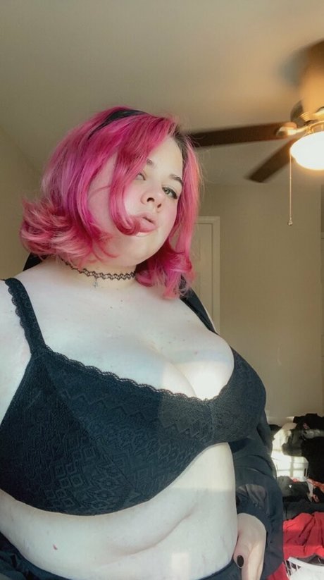 pinkpacifist model nude img