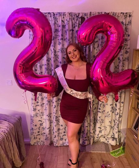 Lucy Whittingham star hot img