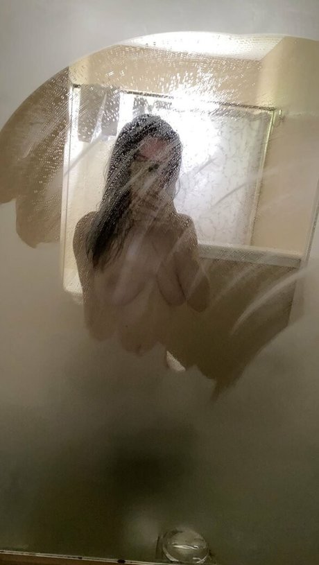 EmiliaNSFW model high quality pics