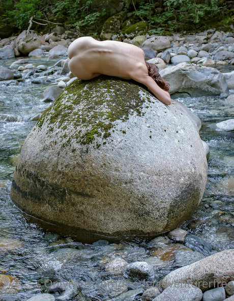modeladventurerfree star photo