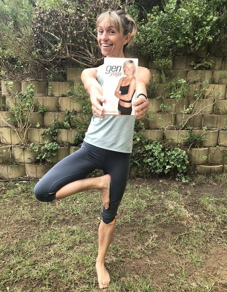 Michaela Strachan pornstar sex archive