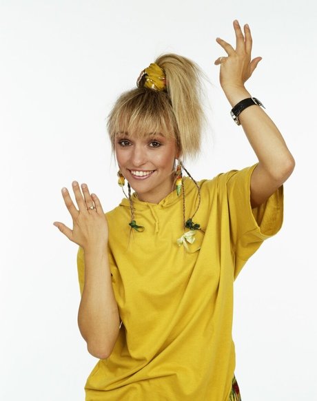 Michaela Strachan star nice pictures