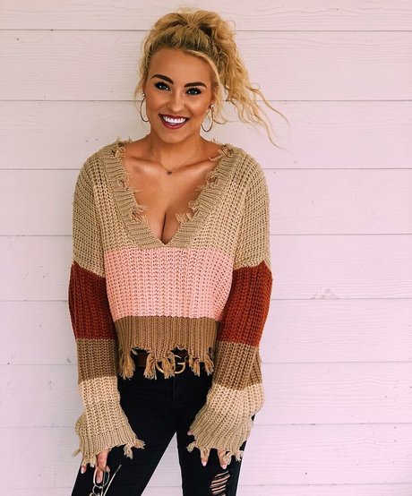 Caroline Wall sex model image