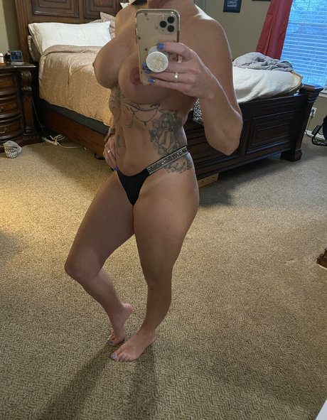 paraprincess77 model adult img
