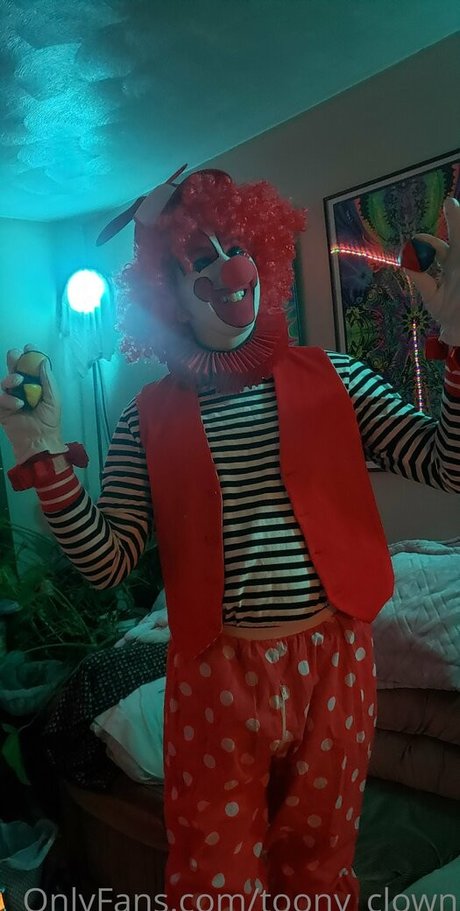 toony clown free pornstar photos