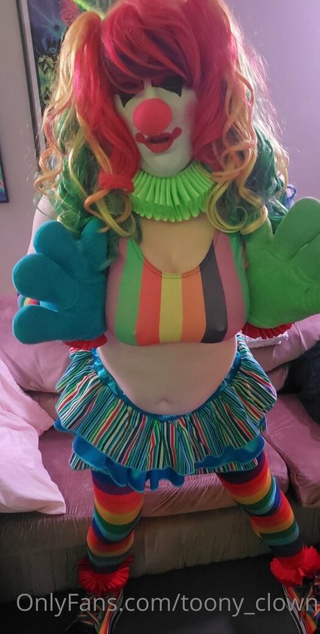 toony clown naked actress img