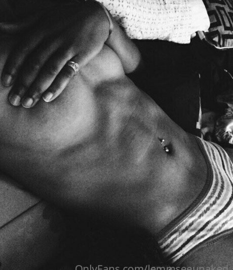 lemmseeunaked star nude pic