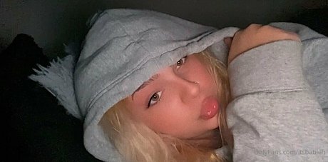 itsbabieh model nice pic