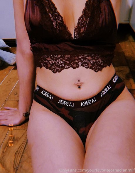 yourfavoritecanadianmilf exclusive pornstar picture
