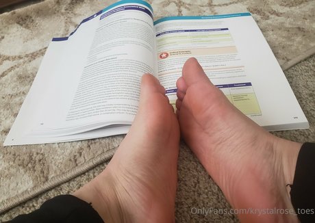 krystalrose toes beautiful actress picture