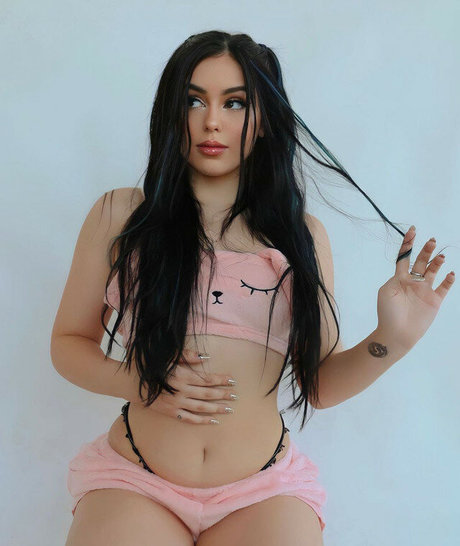 bella angell oficial hd actress gallery