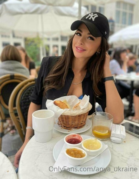 anya ukraine nudes actress image