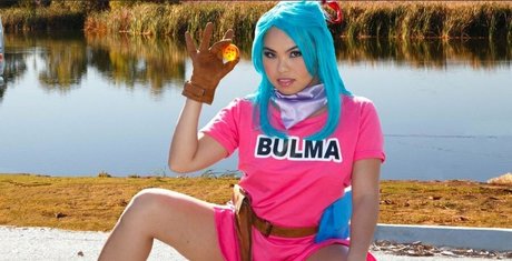 clubstarfall model nude pictures