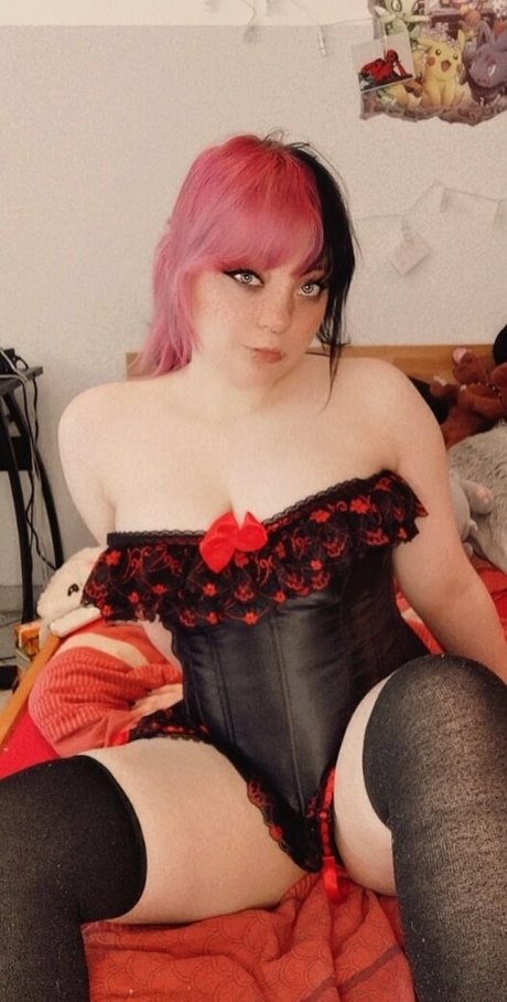 littlescarefox xxx star gallery