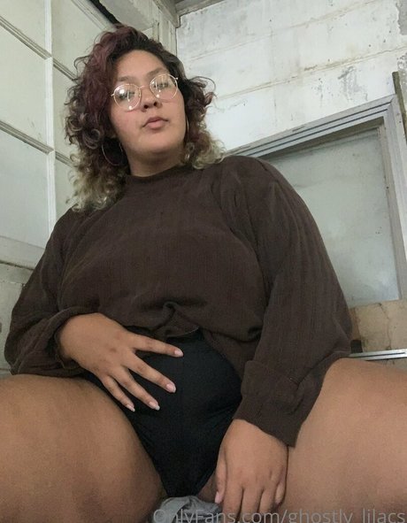 ghostly lilacs porn model picture
