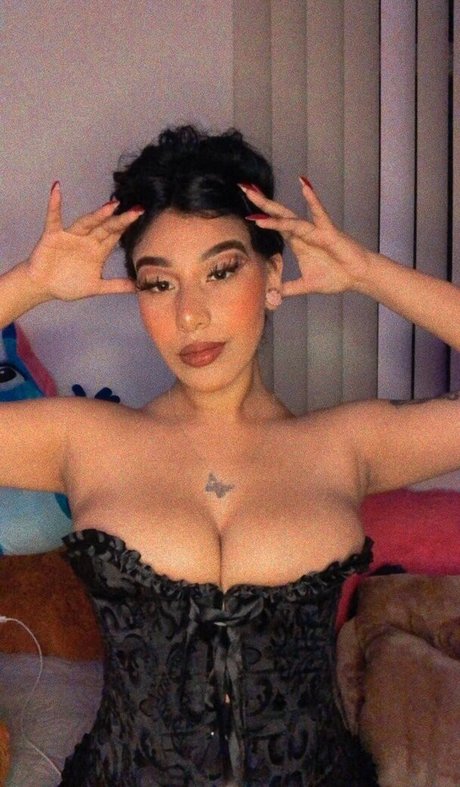 amywinos10 star best photos