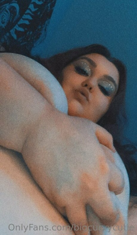 bigcurvycutie model nice photos