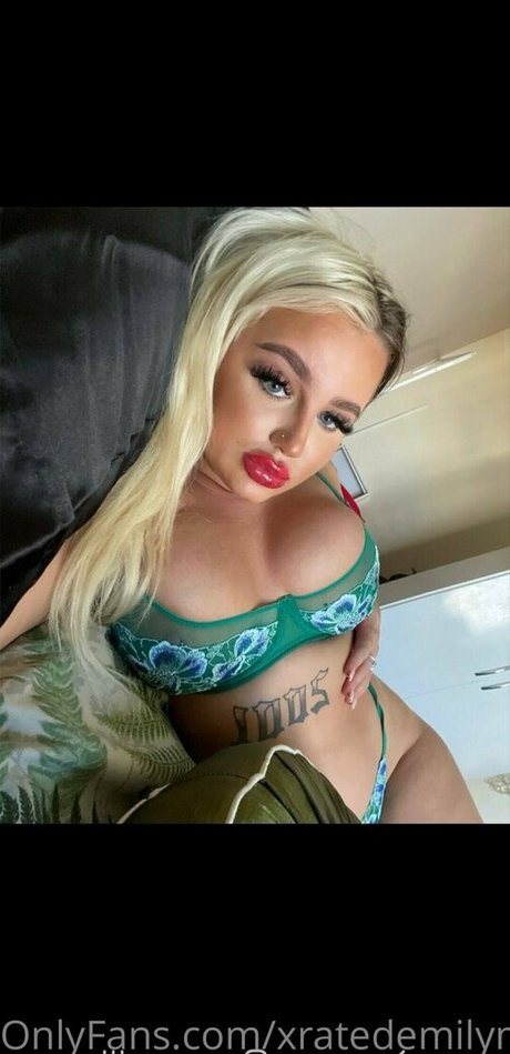 xratedemilymayx pretty actress pics