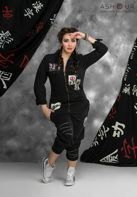 Mirhan Hussein model erotic pictures