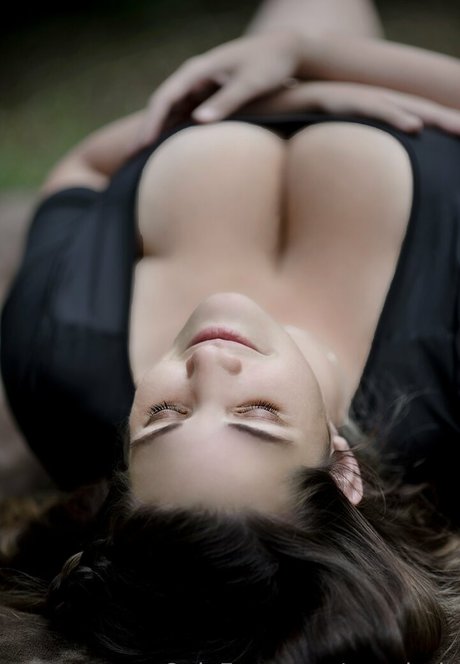 tittyveronikafree model nude img