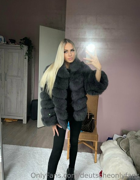 Deutscheonlyfans erotic actress photos