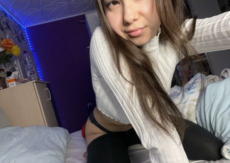 amyloou pornstar sex image