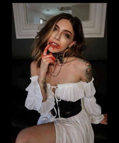 marzz erotic model archive