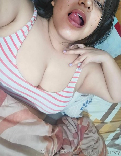 danah curvy star high quality images