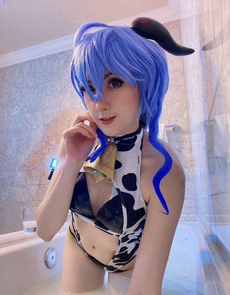 Mangoloo Cosplay pornstar pretty photos