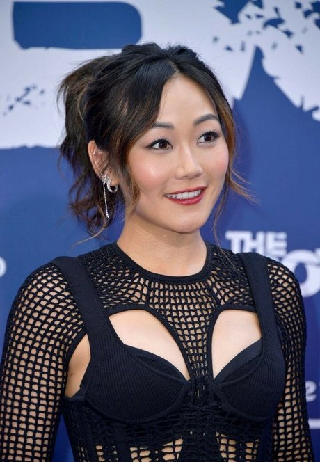 Karen Fukuhara nude actress galleries