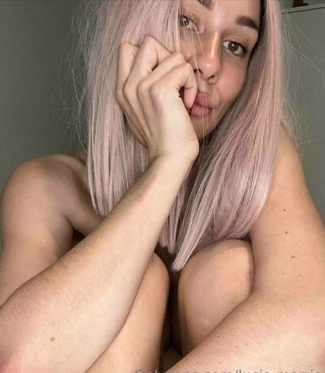 lucia morris model erotic photo
