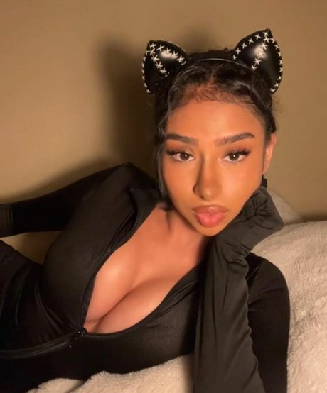 FaZe Kani naked actress images