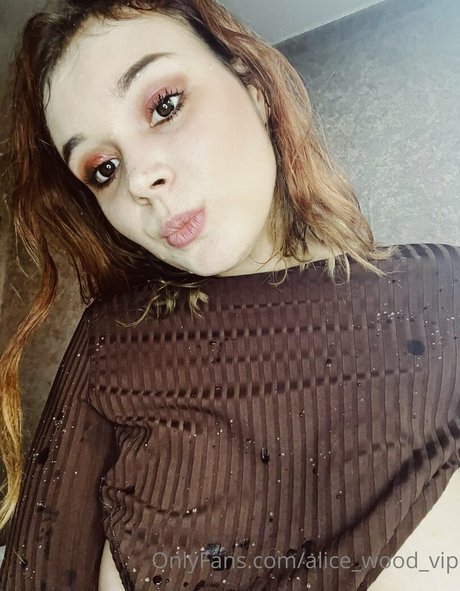 alice wood vip pretty actress img