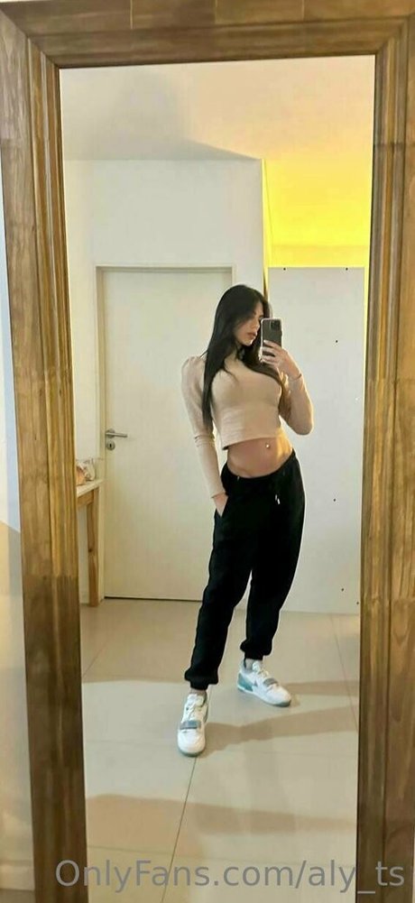 aly ts nude model pictures