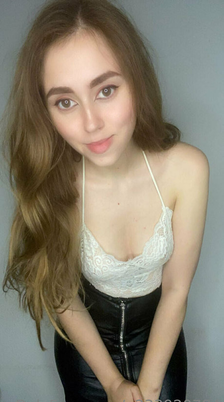 tasha111 model xxx photo