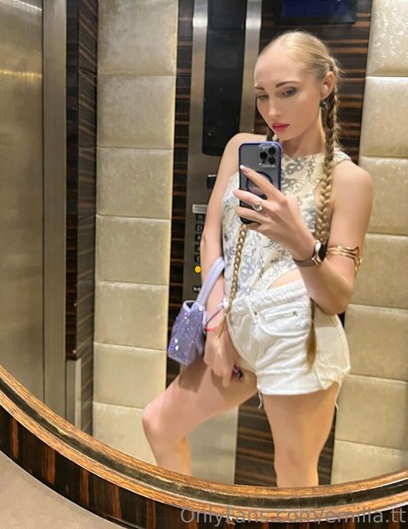 tall redhead onlyfans nude photos